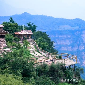河南洛阳+老君山景区+只有河南·戏剧幻城+殷墟+红旗渠+太行大峡谷景区+万仙山景区+白马寺+龙门石窟+清明上河园8日7晚拼小团
