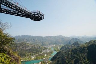 温州人今年喜欢去这个地方玩，我日前特地去探秘，果然名不虚传