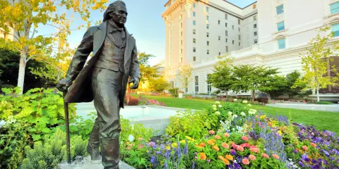 約瑟·斯密紀念大廈