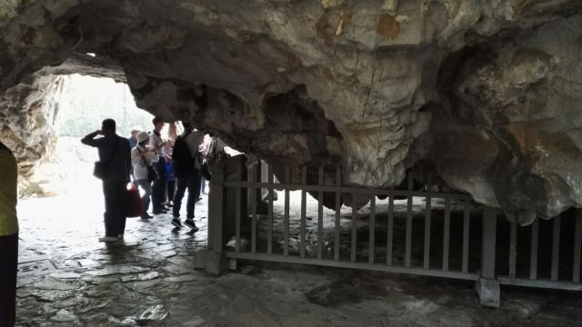 Hangzhou Lingyin Temple and Feilai Peak Scenic Spot