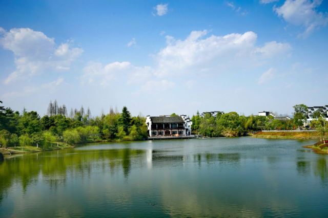 Bao's Garden of Tangyue Arch Group