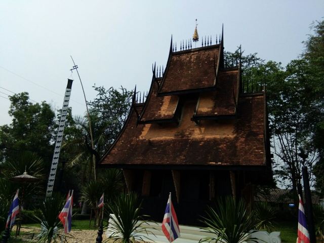 Baan Dam