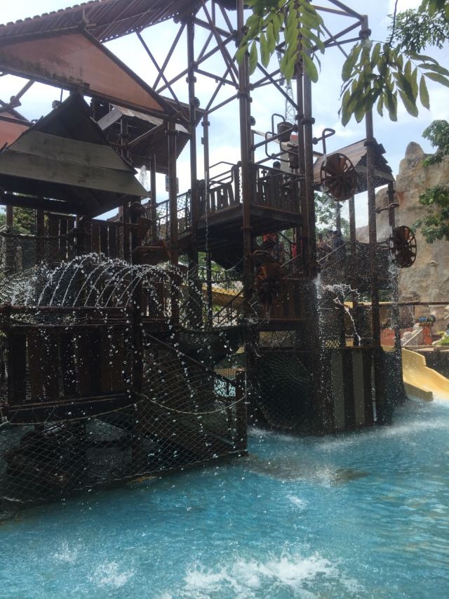 Adventure Cove Waterpark