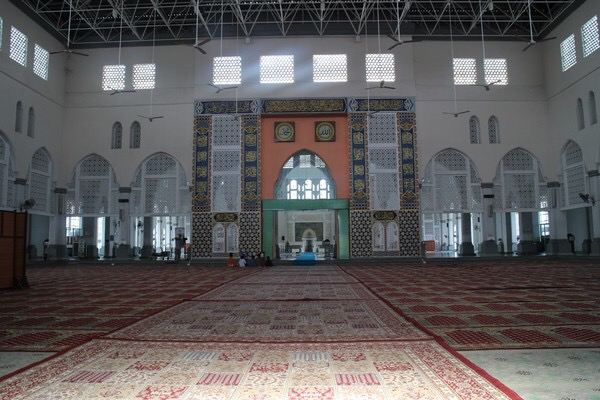 Sabah State Mosque
