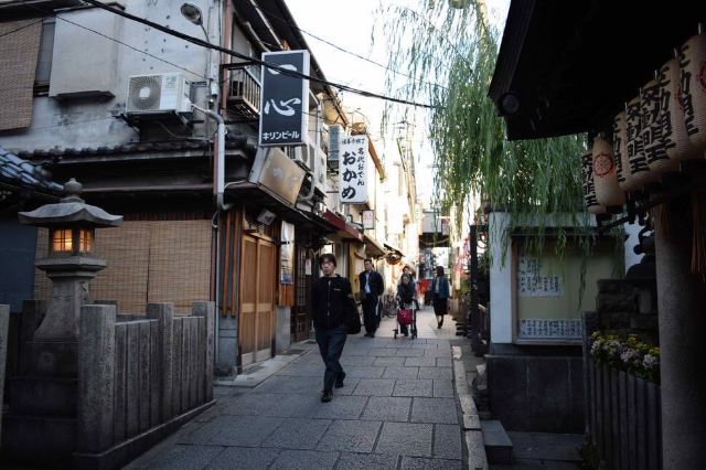 Hozenji Temple