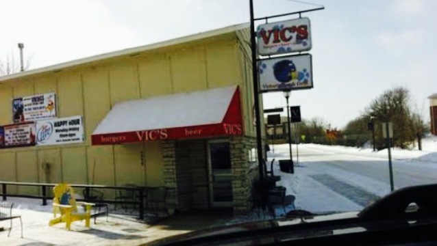 Vic's Bar and Grill