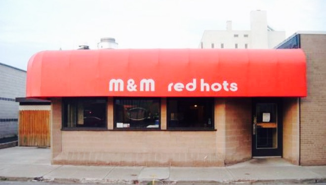 M & M Red Hots餐厅图片