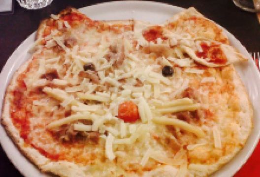 Pizza Leggera美食图片