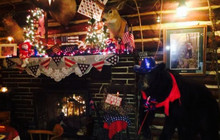 Log Cabin Inn Restaurant餐厅图片