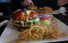 Gourmet Burger Bistro餐厅图片