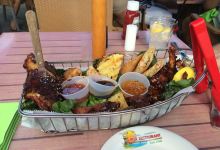 Pier Restaurant and Tiki Bar美食图片