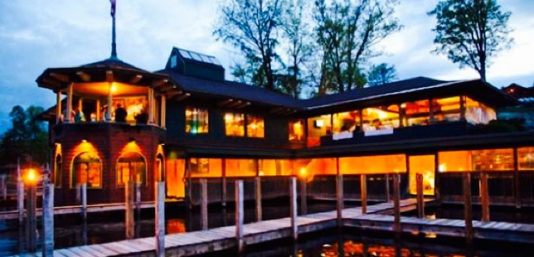 Boathouse Restaurant餐厅图片