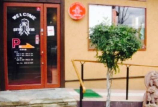 Authentic Indian Curry & Fresh Naan Garam Garam美食图片