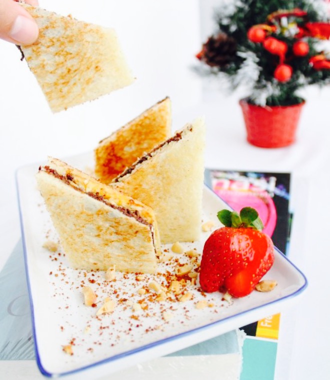 Djoeragan Resto & Lounge