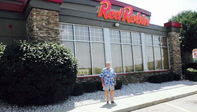 Red Robin America's Gourmet Burgers and Spirits