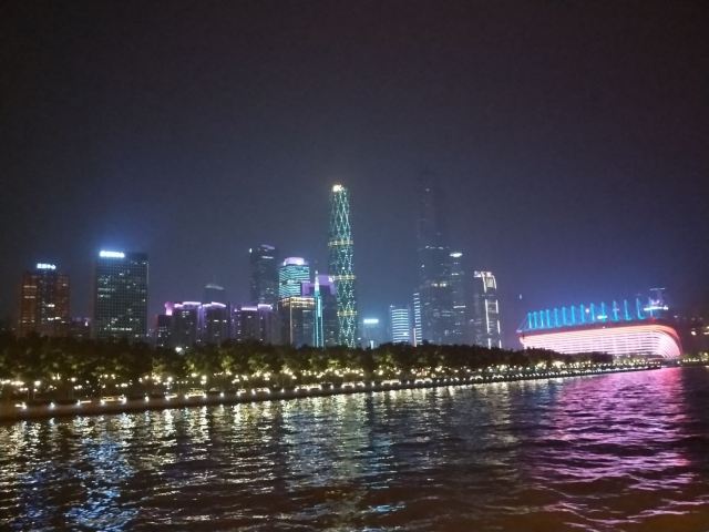 珠江夜遊天字碼頭