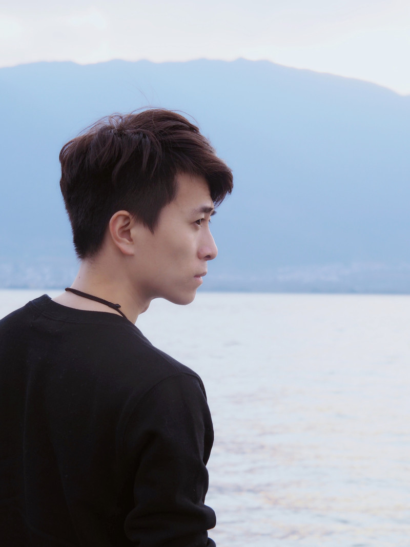 纪念我们的4周年,4天旅行,带女朋友艳遇在大理