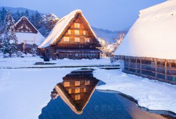 日本飞驒高山+白川乡+高山上三之町古街一日游【[飞驒牛肉・多城（名古屋/下吕/高山/金沢）往返・中文专车接送]】