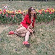 花开一朵天各一方