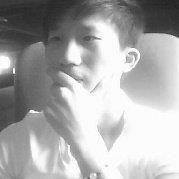 粘枕着的嚠晓晨