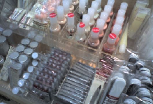 Dream Gyrlz Beauty Mart购物图片