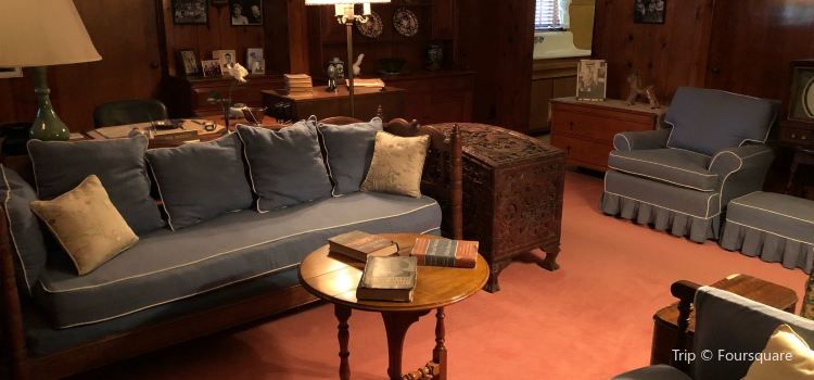 Eleanor Roosevelt National Historic Site Travel Guidebook Must