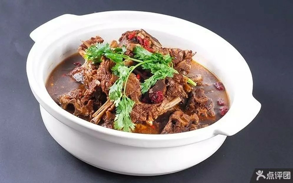 牛排牛尾一锅香