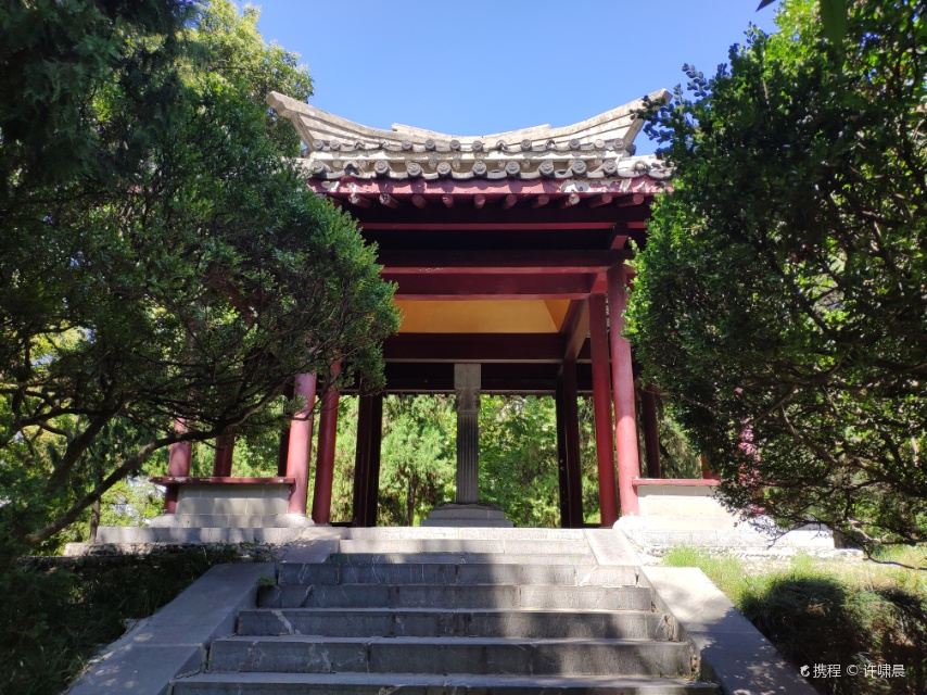 张辽墓