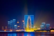 东方之门-苏州-咩咩和大王