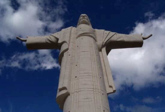 El Cristo de la Concordia