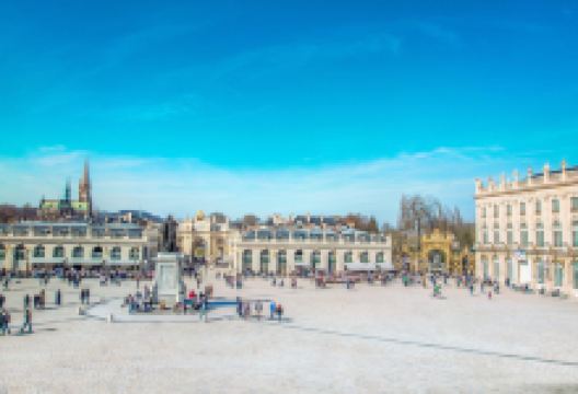 斯坦尼斯拉斯广场景点图片