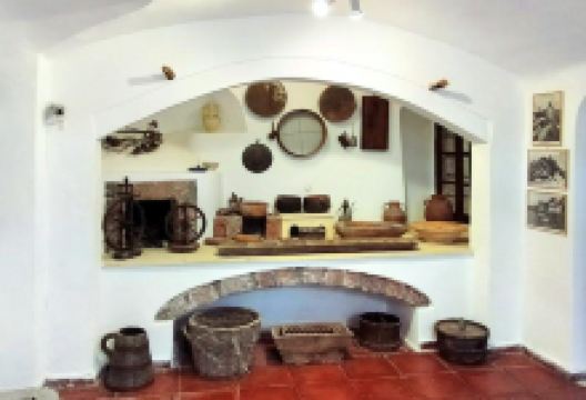 Megaro Gyzi Museum景点图片