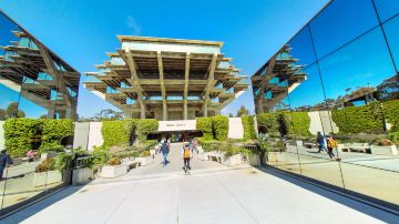 加利福尼亚大学圣迭戈分校