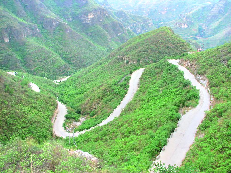 卧龙山生态旅游度假区