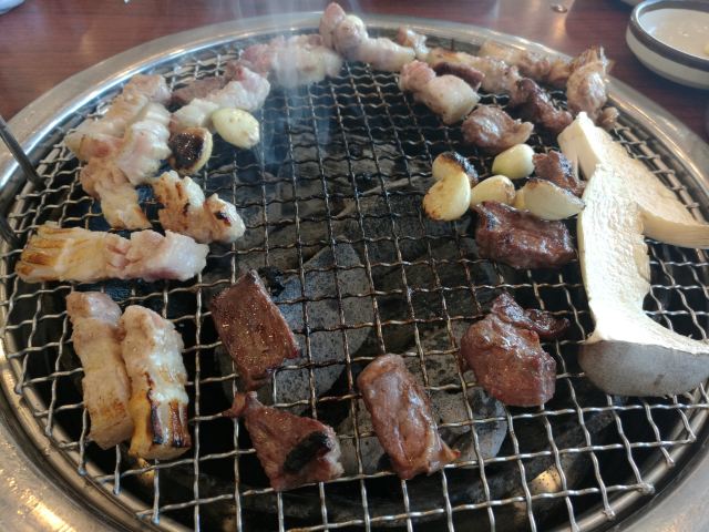 Neulbom Black Pork Roast