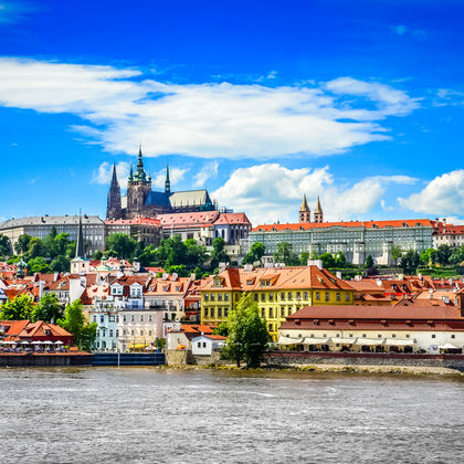 捷克+布拉格+布拉格城堡+查理大桥+布拉格老城广场+圣维特主教座堂一日游