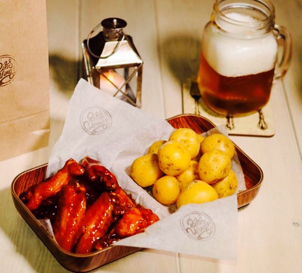 Ribs and Wings WT餐厅图片