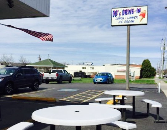 D B's Drive In