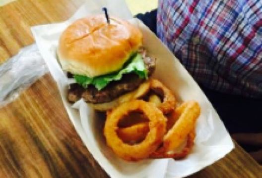 Jones 88 Dip Drive In美食图片