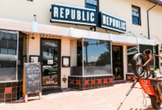 Republic美食图片