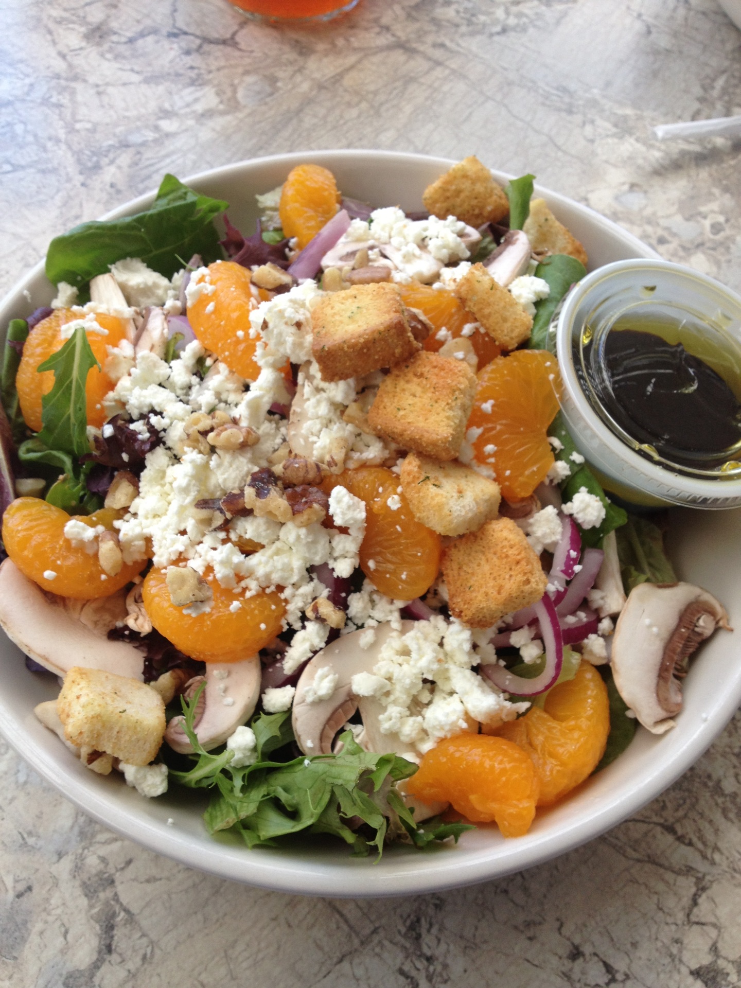 Sally O'Neal's Pizza Hotline餐厅图片