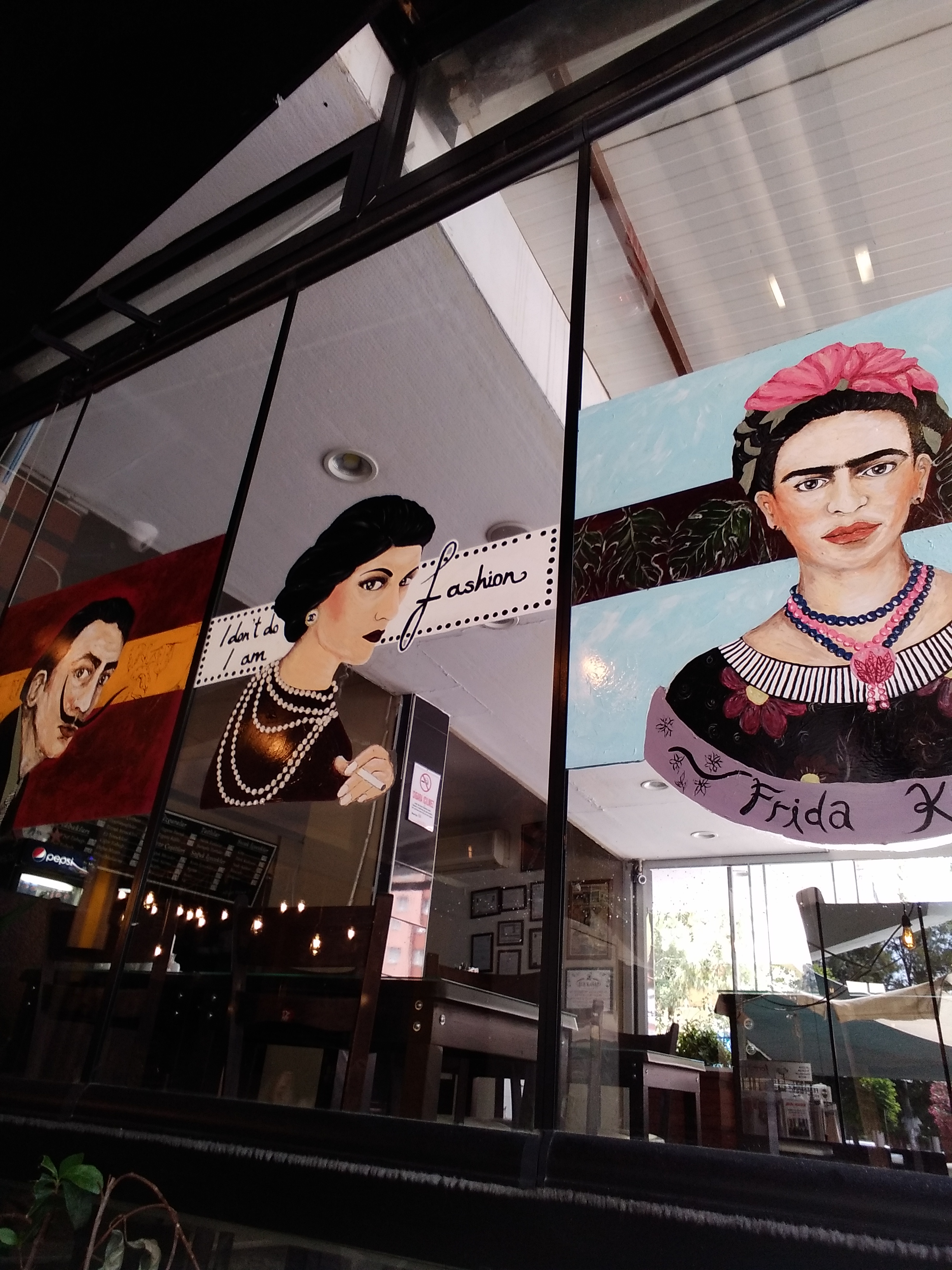 Cafe Friendzone 3rd Wave Coffee & Roastery