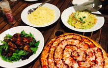 Emerald Beach Pizza餐厅图片