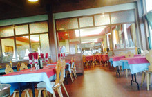 Ristorante Pizzeria La Lucciola. Ostello Trentapassi餐厅图片