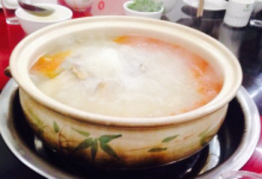 重庆·老鸭汤·火锅鱼·牦牛肉汤锅美食图片