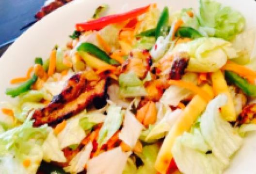 Bamboo Hut Southeast Asian Cuisine美食图片