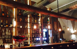 UNIKUM Bar+Lounge