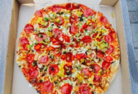 Tito's Pizza美食图片