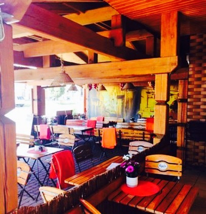 Restauracja i Lodziarnia Pod Kogutami
