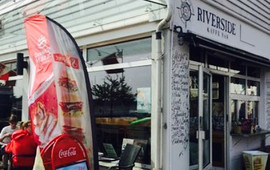 Riverside Cafe & Isbar